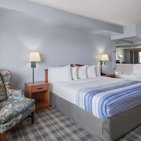 Americinn By Wyndham Stuart Exteriér fotografie
