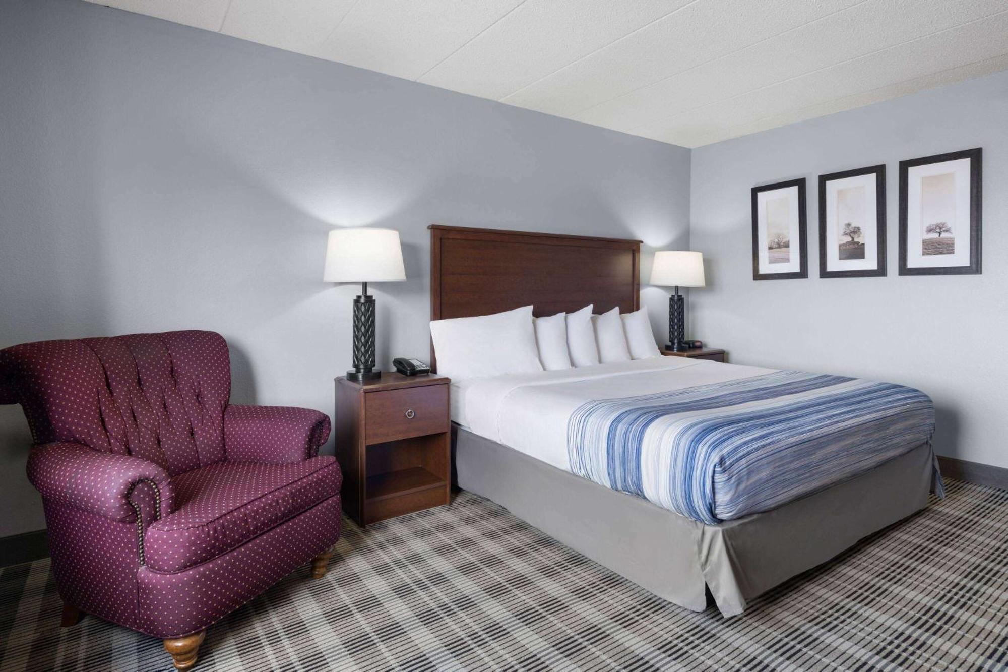 Americinn By Wyndham Stuart Exteriér fotografie