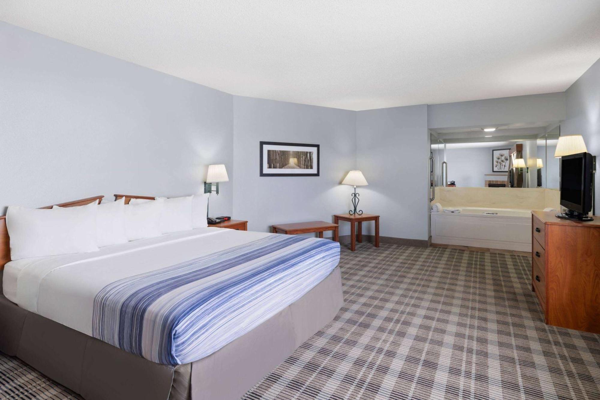 Americinn By Wyndham Stuart Exteriér fotografie